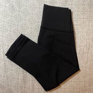Lululemon Luxtreme 21” Crop Legging